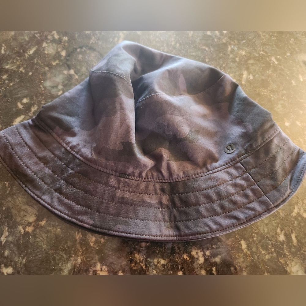 🖤 Black Camo Lululemon Reversible Bucket Hat